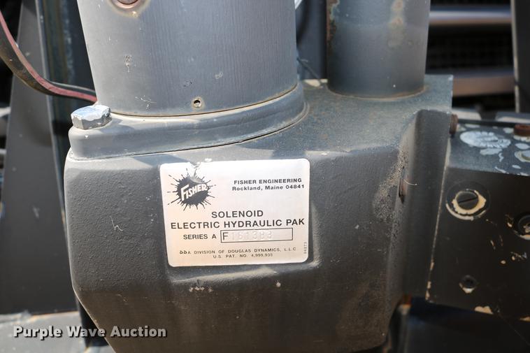 image for item DD0107 2002 Ford F350 Super Duty dump bed pickup truck