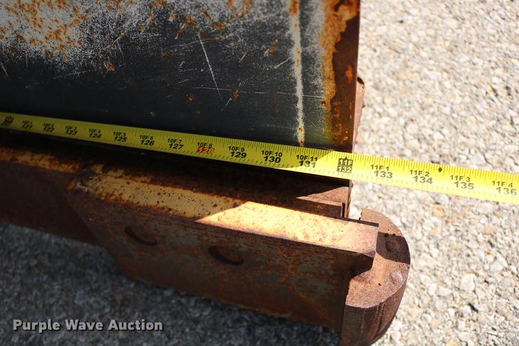 image for item DD0108 2004 Sterling dump truck