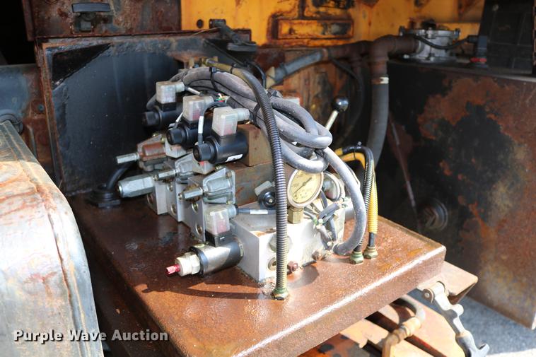 image for item DD0108 2004 Sterling dump truck