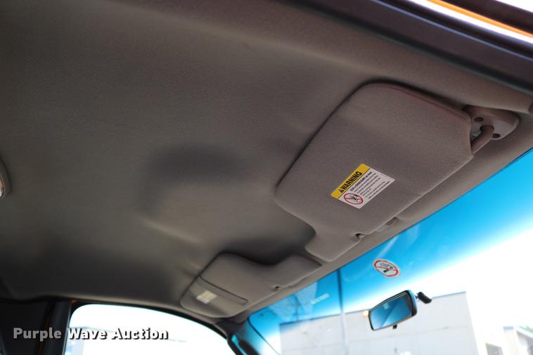 image for item DD0110 2002 Ford F150 SuperCab pickup truck