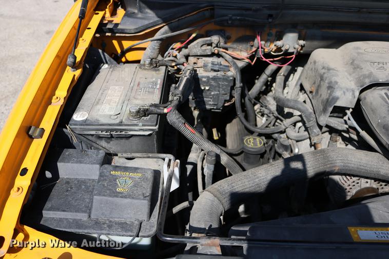 image for item DD0110 2002 Ford F150 SuperCab pickup truck