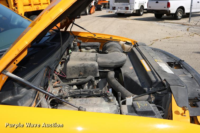 image for item DD0110 2002 Ford F150 SuperCab pickup truck