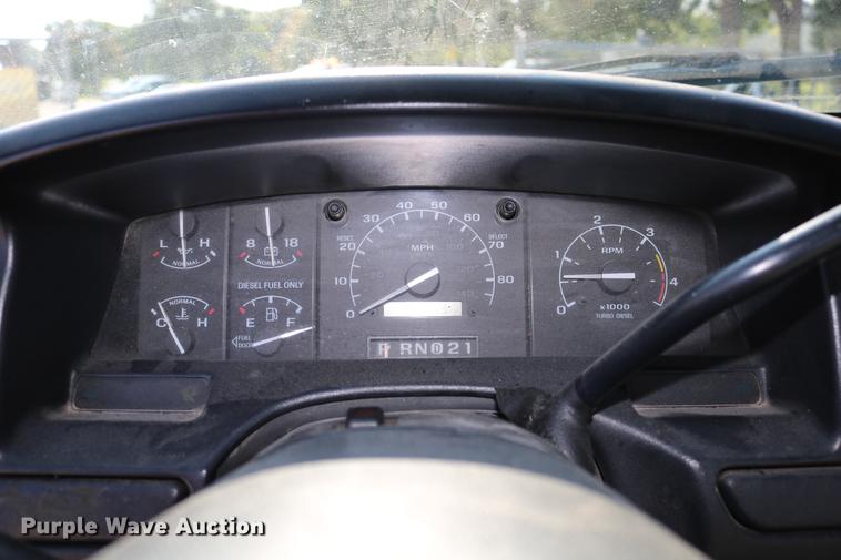 image for item DD0111 1996 Ford F450 Super Duty utility truck