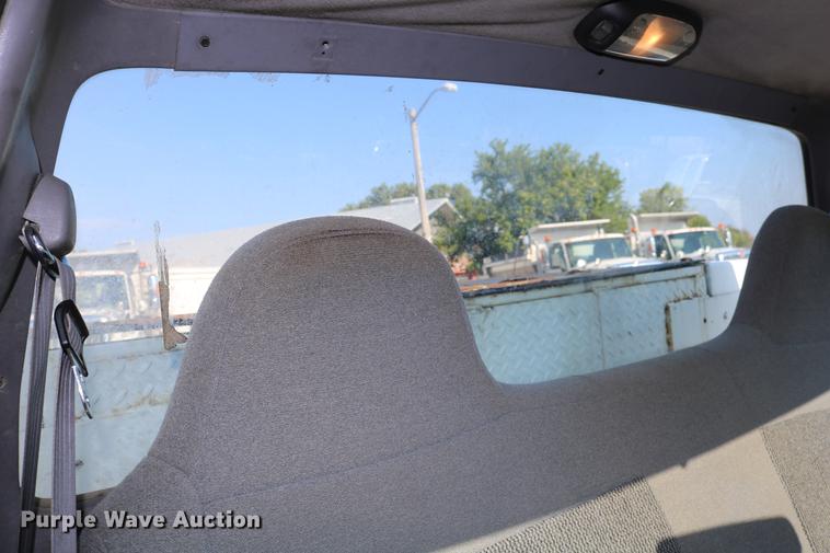 image for item DD0111 1996 Ford F450 Super Duty utility truck