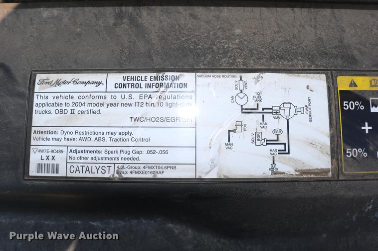 image for item DD0112 2004 Ford F150 SuperCab pickup truck