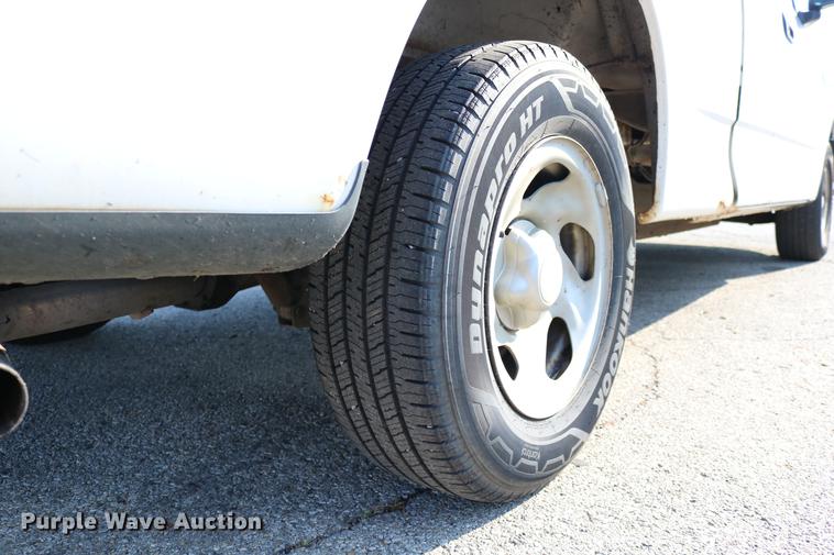 image for item DD0112 2004 Ford F150 SuperCab pickup truck