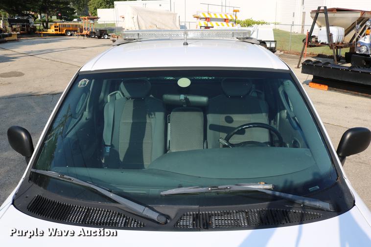 image for item DD0112 2004 Ford F150 SuperCab pickup truck