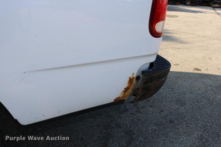 image for item DD0112 2004 Ford F150 SuperCab pickup truck