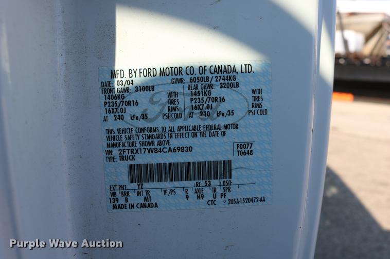 image for item DD0112 2004 Ford F150 SuperCab pickup truck