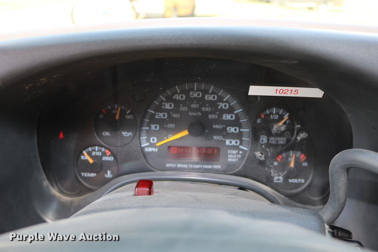 image for item DD0115 1997 GMC Savana G3500 school bus