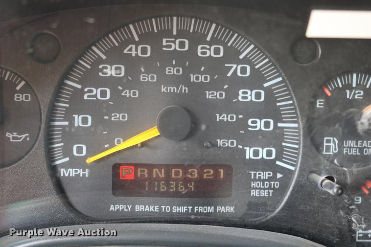 image for item DD0115 1997 GMC Savana G3500 school bus