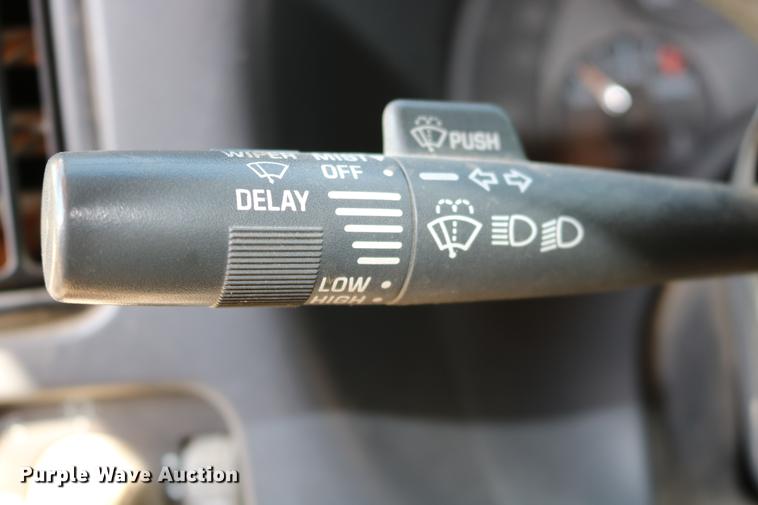 image for item DD0115 1997 GMC Savana G3500 school bus