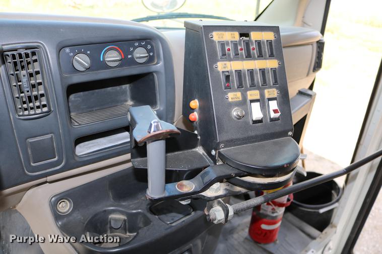 image for item DD0115 1997 GMC Savana G3500 school bus