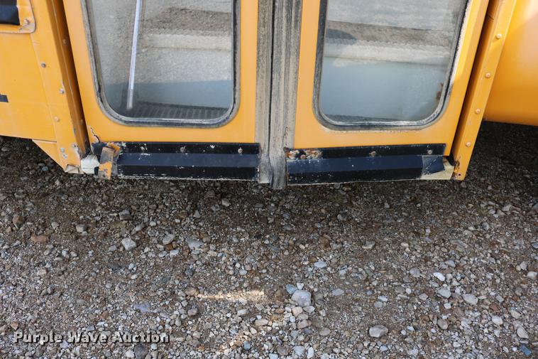 image for item DD0115 1997 GMC Savana G3500 school bus