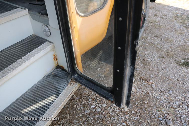 image for item DD0115 1997 GMC Savana G3500 school bus