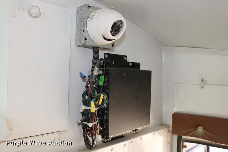 image for item DD0115 1997 GMC Savana G3500 school bus