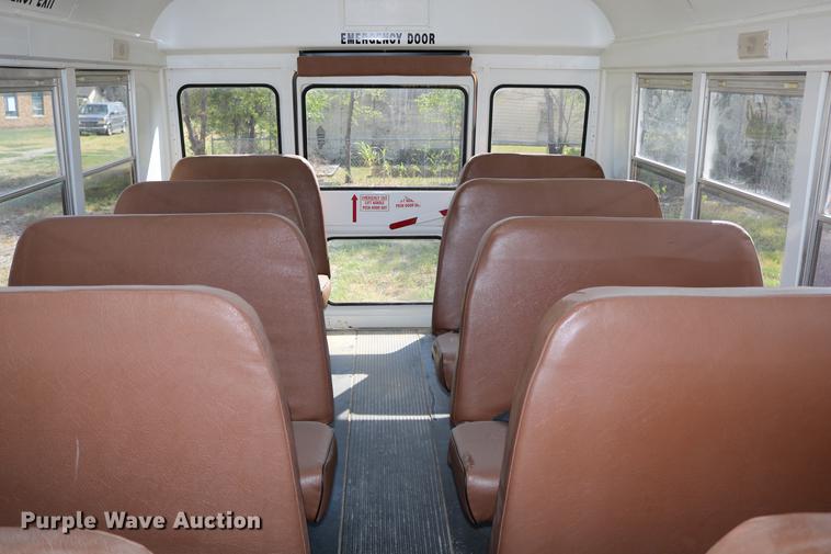 image for item DD0115 1997 GMC Savana G3500 school bus