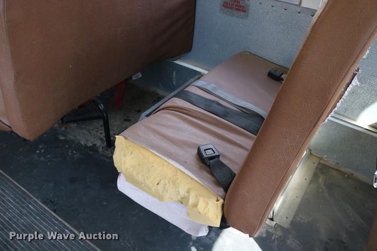 image for item DD0115 1997 GMC Savana G3500 school bus