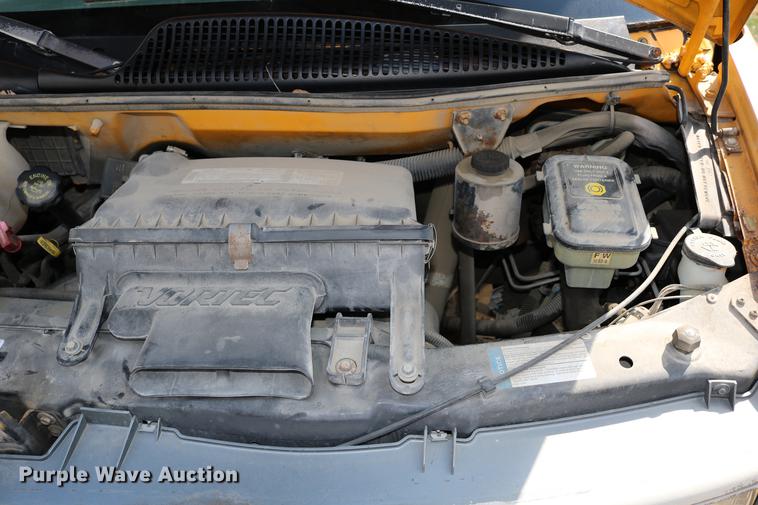 image for item DD0115 1997 GMC Savana G3500 school bus