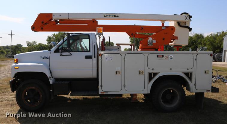 image for item DD0127 1992 GMC TopKick bucket truck
