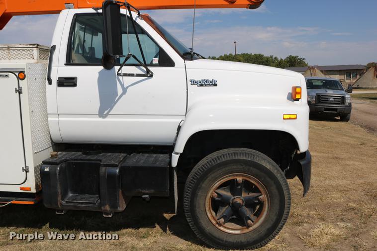 image for item DD0127 1992 GMC TopKick bucket truck