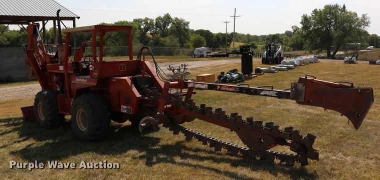image for item DD0128 1986 Ditch Witch 7510DD trencher