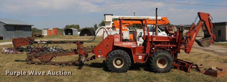 image for item DD0128 1986 Ditch Witch 7510DD trencher