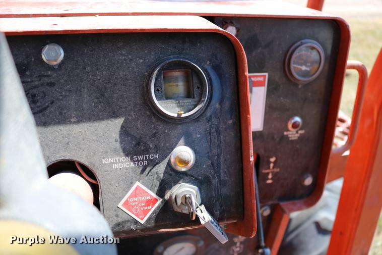 image for item DD0128 1986 Ditch Witch 7510DD trencher