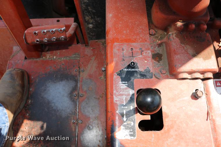 image for item DD0128 1986 Ditch Witch 7510DD trencher