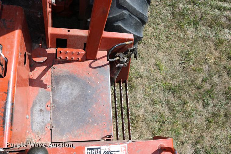 image for item DD0128 1986 Ditch Witch 7510DD trencher
