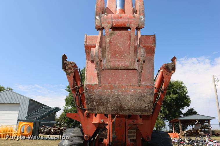 image for item DD0128 1986 Ditch Witch 7510DD trencher