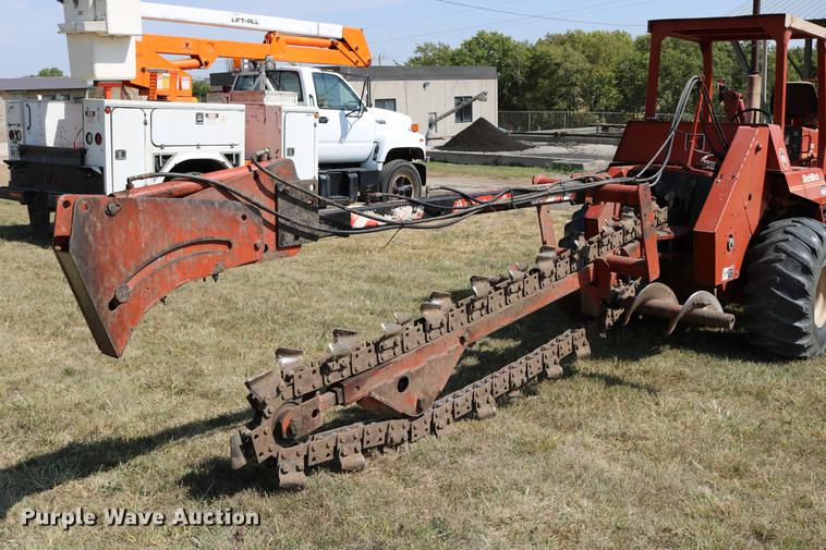 image for item DD0128 1986 Ditch Witch 7510DD trencher