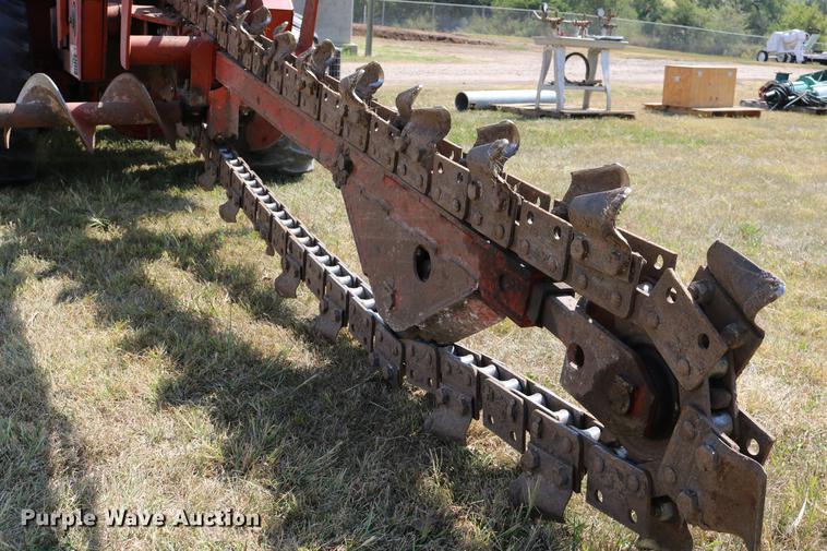 image for item DD0128 1986 Ditch Witch 7510DD trencher