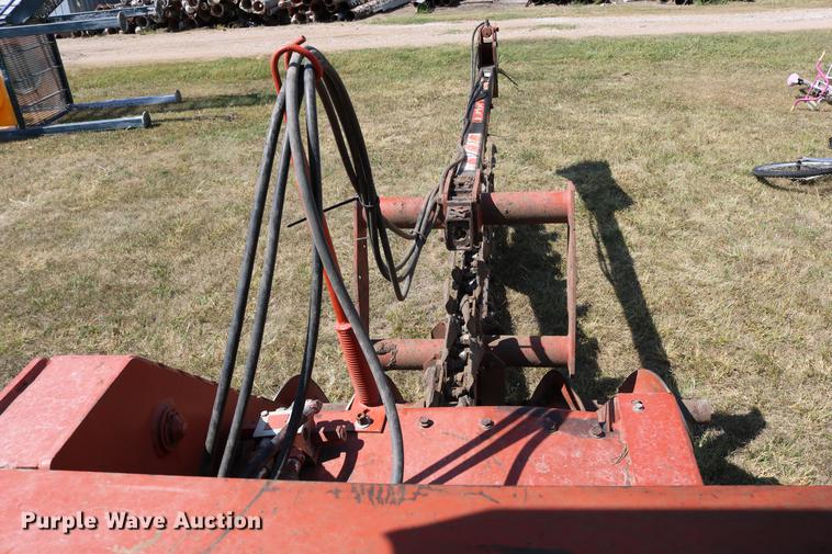 image for item DD0128 1986 Ditch Witch 7510DD trencher