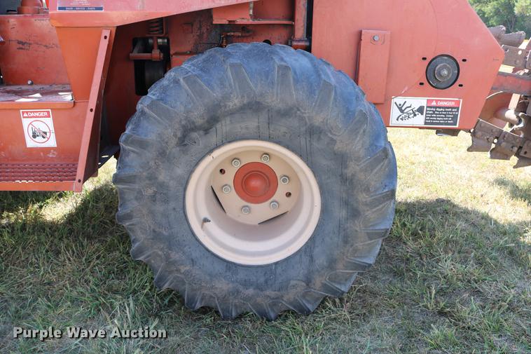 image for item DD0128 1986 Ditch Witch 7510DD trencher
