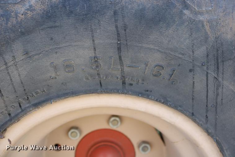 image for item DD0128 1986 Ditch Witch 7510DD trencher