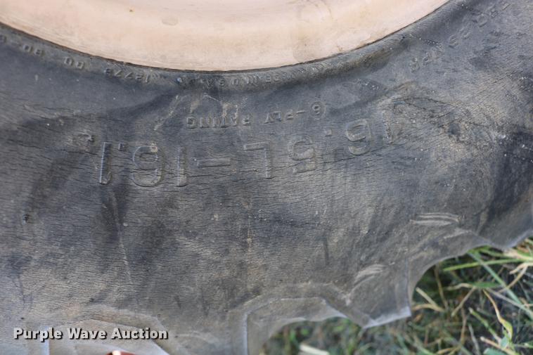 image for item DD0128 1986 Ditch Witch 7510DD trencher