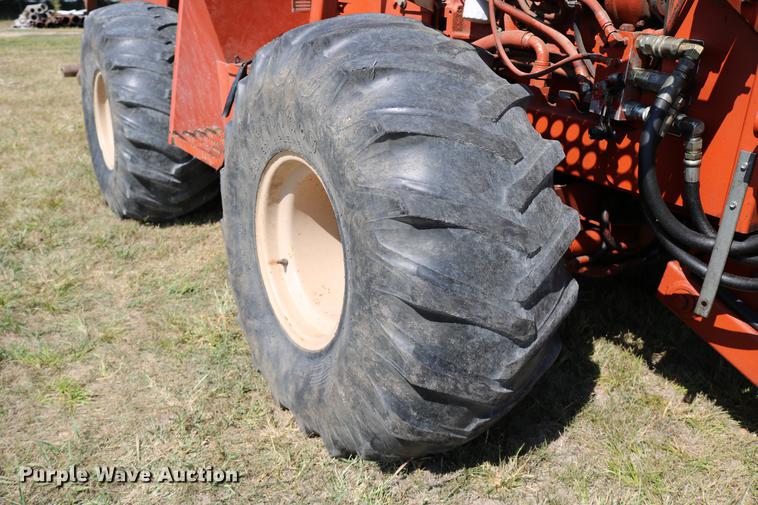 image for item DD0128 1986 Ditch Witch 7510DD trencher