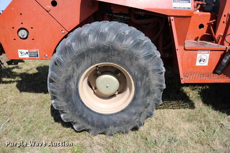 image for item DD0128 1986 Ditch Witch 7510DD trencher