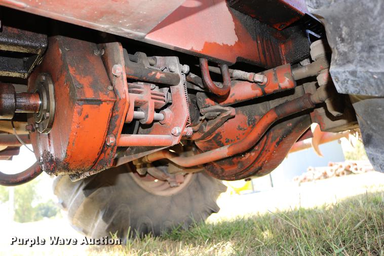 image for item DD0128 1986 Ditch Witch 7510DD trencher
