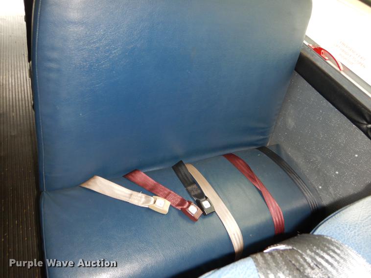 image for item DD0751 2002 GMC Savana G3500 Cargo Thomas school bus