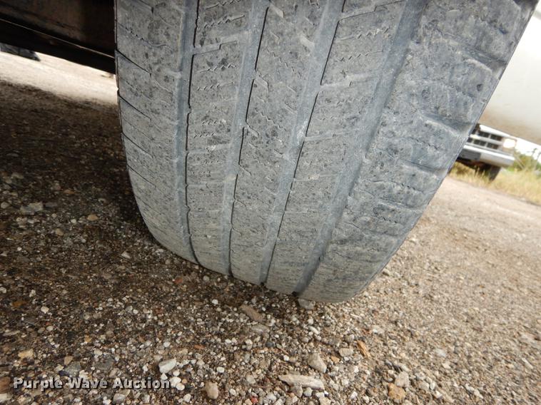 image for item DD0760 2002 Chevrolet Silverado 1500 Ext. Cab pickup truck