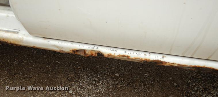 image for item DD0760 2002 Chevrolet Silverado 1500 Ext. Cab pickup truck