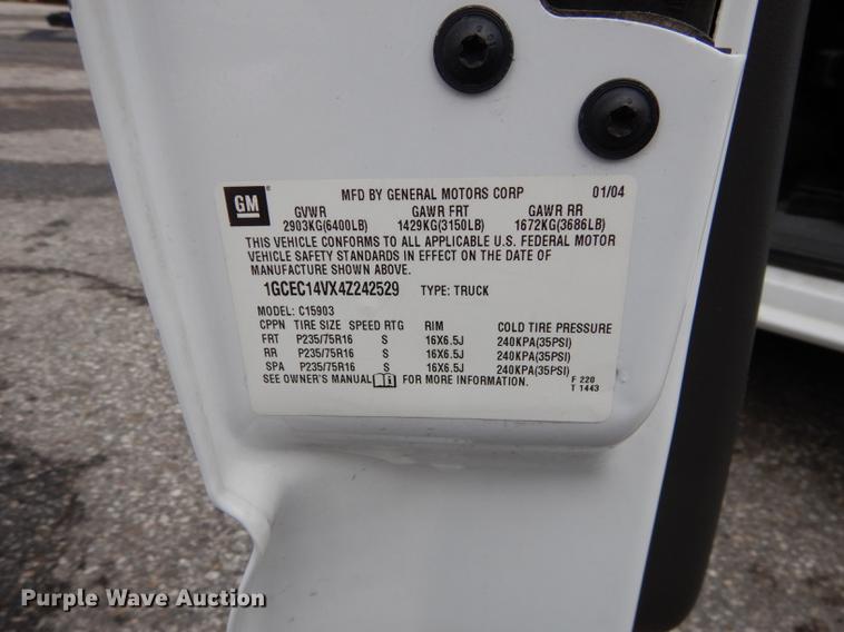 image for item DD0794 2004 Chevrolet Silverado 1500 pickup truck