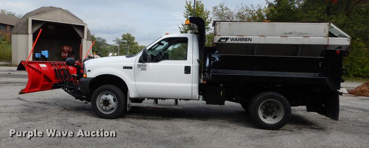 image for item DD0795 2004 Ford F450 Super Duty XL dump truck
