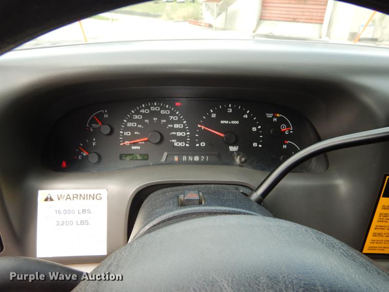 image for item DD0795 2004 Ford F450 Super Duty XL dump truck