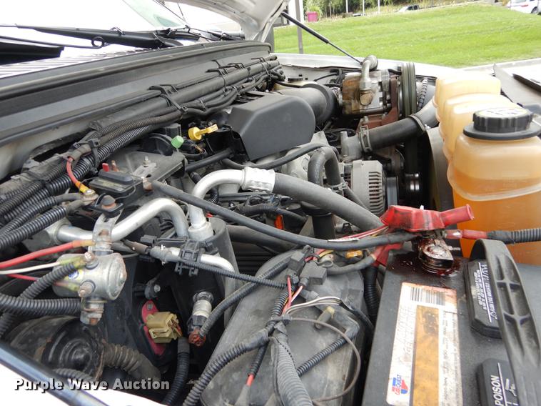 image for item DD0795 2004 Ford F450 Super Duty XL dump truck