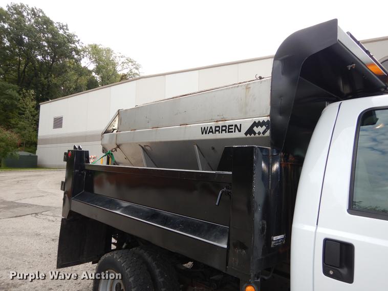 image for item DD0795 2004 Ford F450 Super Duty XL dump truck