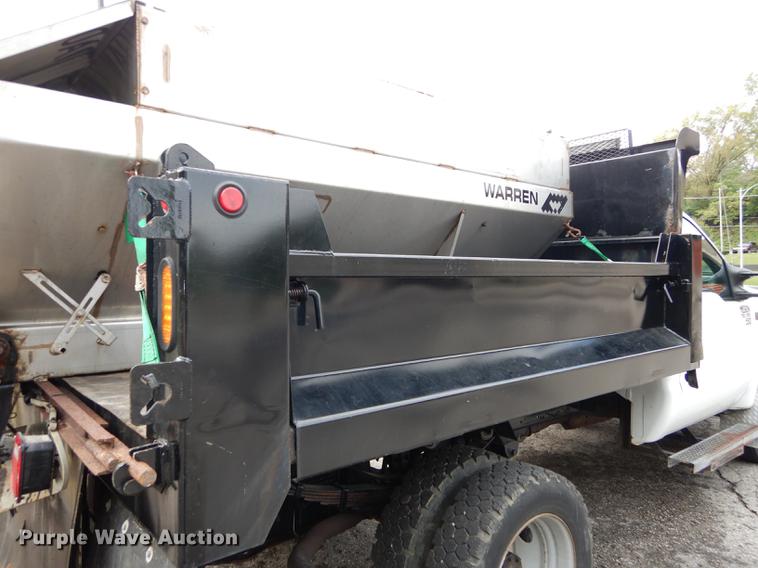 image for item DD0795 2004 Ford F450 Super Duty XL dump truck