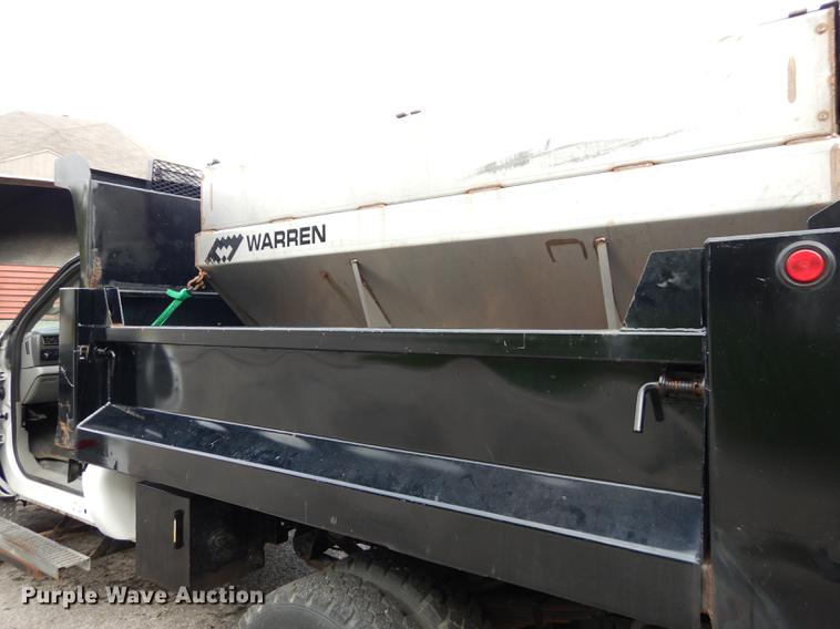 image for item DD0795 2004 Ford F450 Super Duty XL dump truck